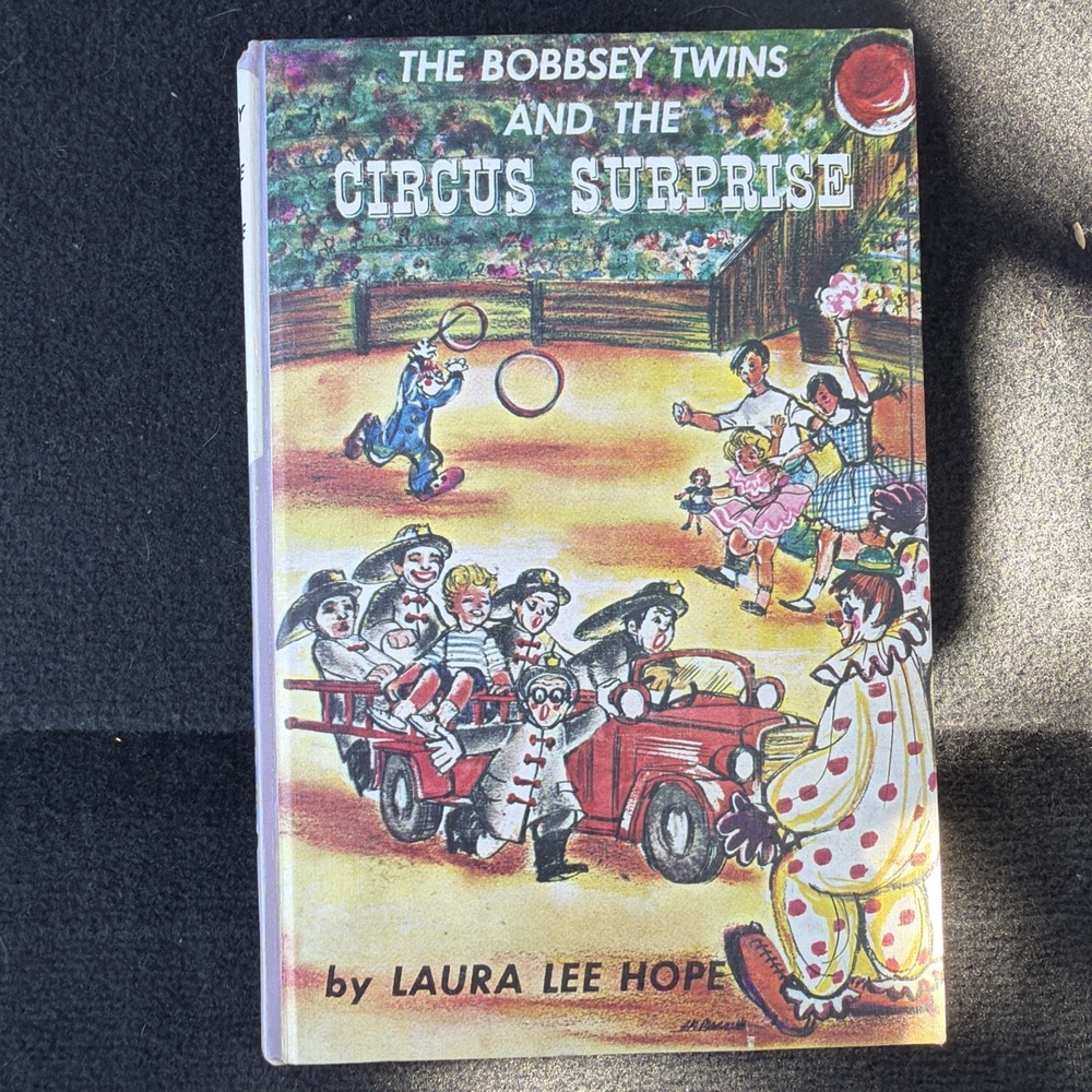 THE BOBBSEY TWINS AND THE CIRCUS SURPRISE -Laura Lee Hope - Hardcover - 1960 #25